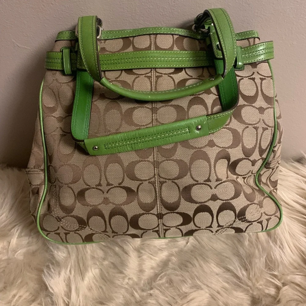 COACH BROWN GREEN BAG. - Picture 3 of 7